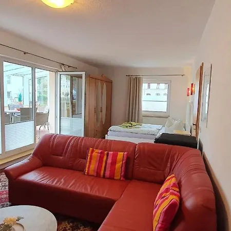 招待所 Lenz 萨斯尼茨