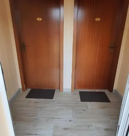 招待所 Lenz 萨斯尼茨